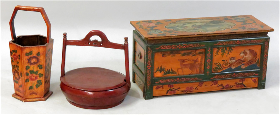 ASIAN POLYCHROME DECORATED SINGLE