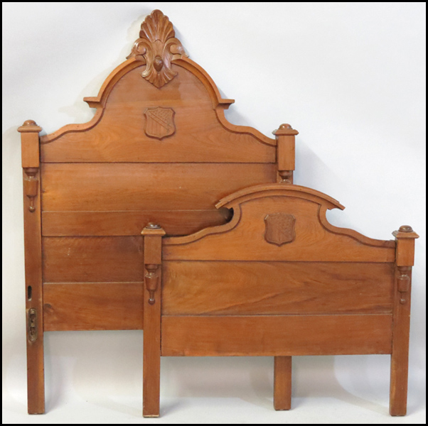 VICTORIAN CARVED OAK CHILD S BED  179664