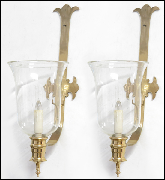 PAIR OF ELECTRIFIED BRASS AND GLASS 1796c0