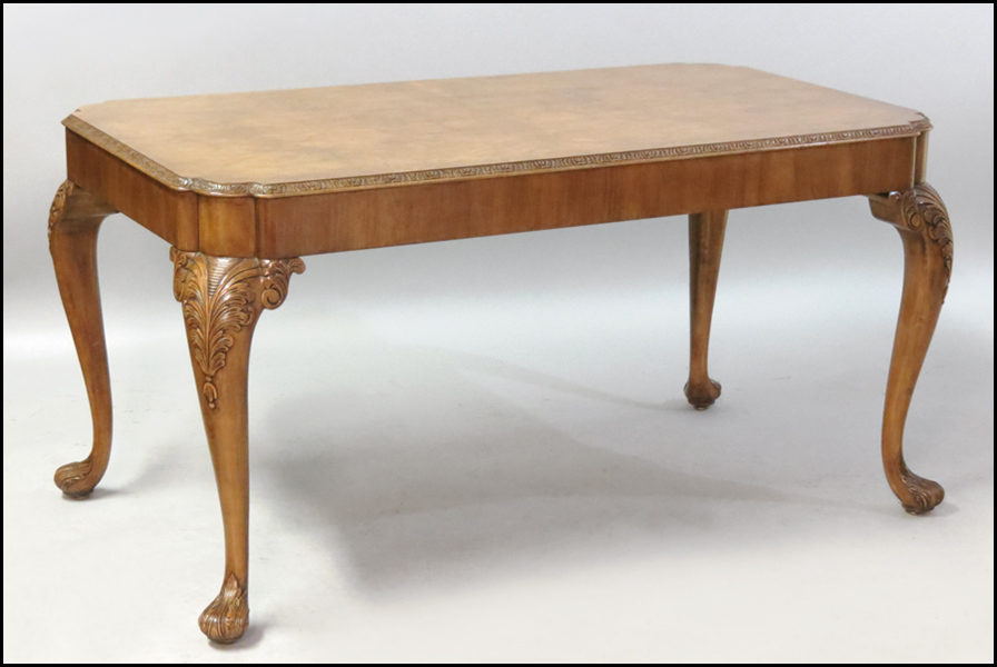 BURL MAHOGANY DINING TABLE H  1799de