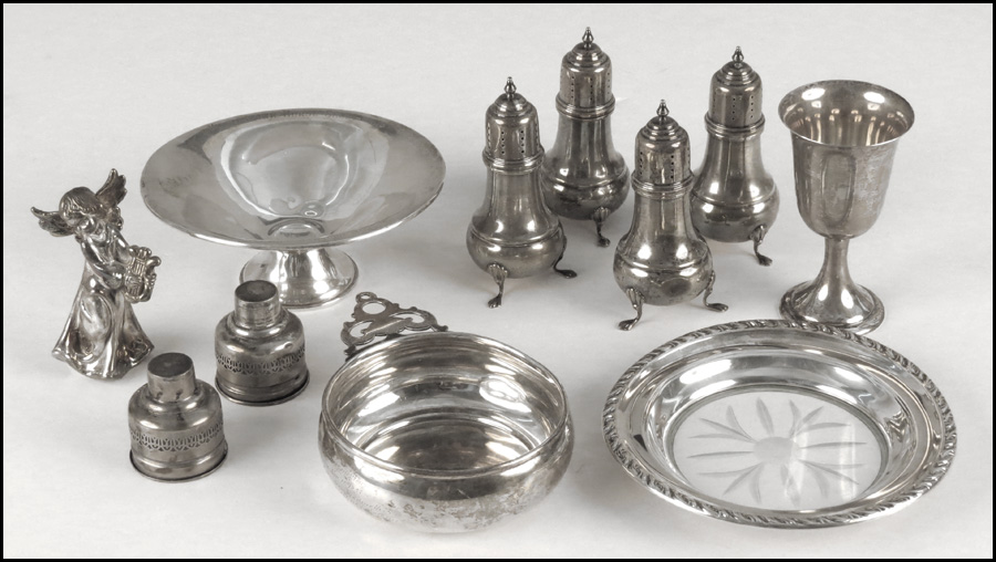 COLLECTION OF SILVER TABLE ATICLES  179b26