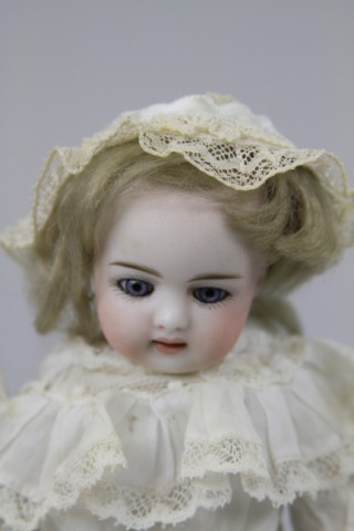 LARGE SIMON HALBIG ALL BISQUE DOLL 179d24