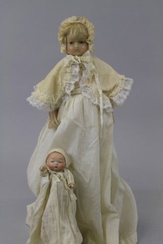 LOT OF TWO BABY DOLLS The larger 179d28