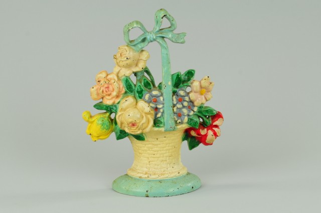 ROSES WITH MIXED FLOWERS BASKET 179d87