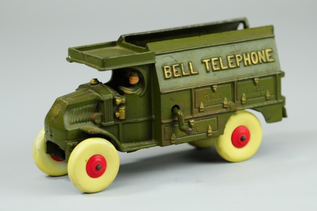 BELL TELEPHONE TRUCK Hubley classic 179ecf