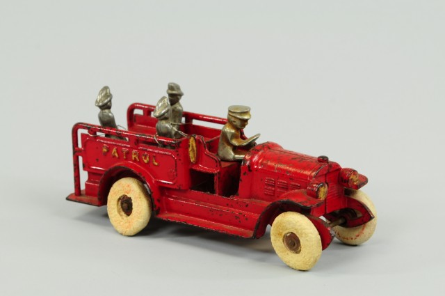 FIRE PATROL TRUCK Kenton cast iron painted