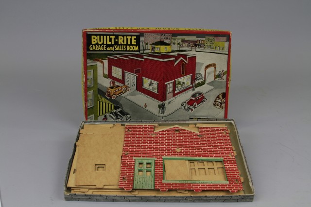 BUILT RITE REO AUTO DEALERSHIP 179f03