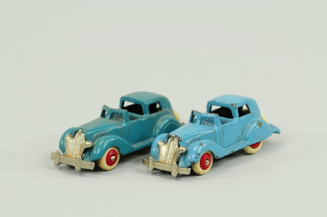 LOT OF TWO TOWN CARS Hubley cast