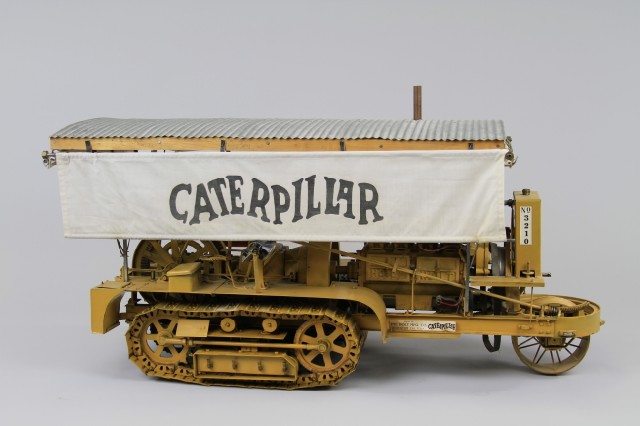 CATERPILLAR DISPLAY SAMPLE Exacting