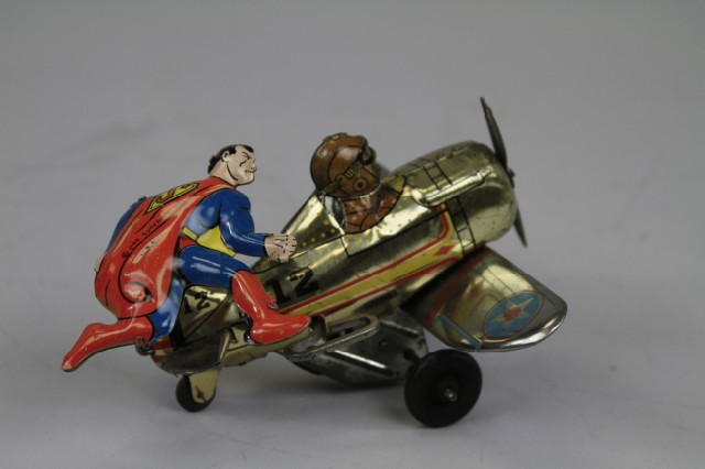 SUPERMAN ROLLOVER AIRPLANE Marx