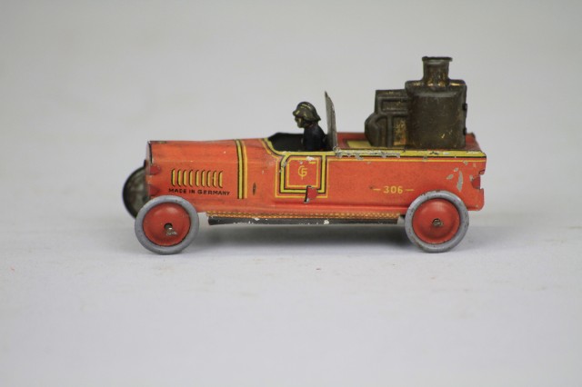 FIRE PUMPER PENNY TOY Fischer Germany 17a0e8