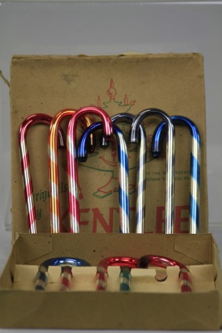 TWELVE MERCURY GLASS CANES ORNAMENTS 17a1be