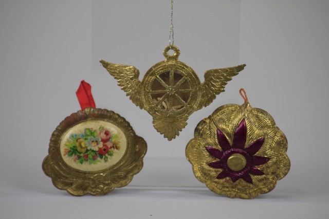 THREE EARLY DRESDEN ORNAMENTS Germany 17a1f5