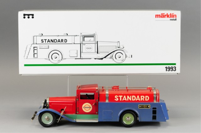 a MARKLIN STANDARD OIL TRUCK 17a4d2