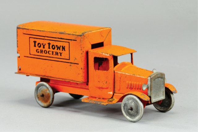 METALCRAFT TOY TOWN GROCERY TRUCK