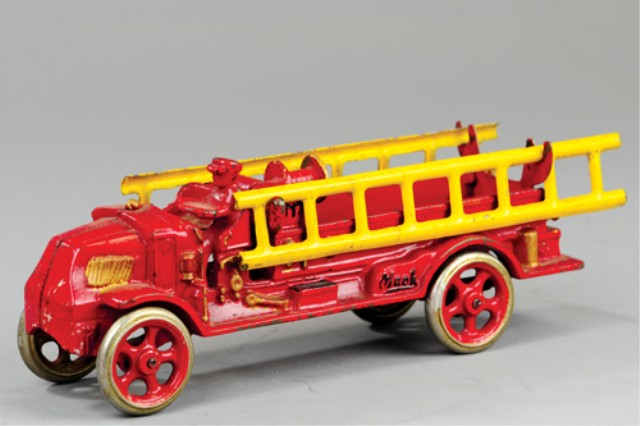 EARLY ARCADE MACK LADDER TRUCK 17a5fb