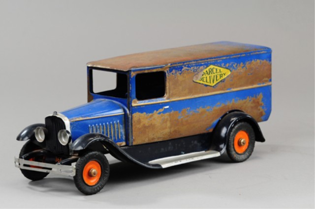 KINGSBURY PARCEL DELIVERY TRUCK