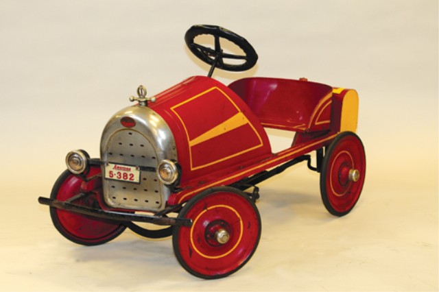 AMERICAN NATIONAL CASE PEDAL CAR