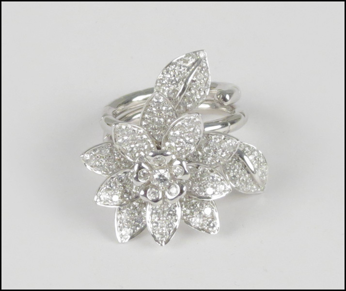 WHITE GOLD AND PAVE DIAMOND FLOWER 178005