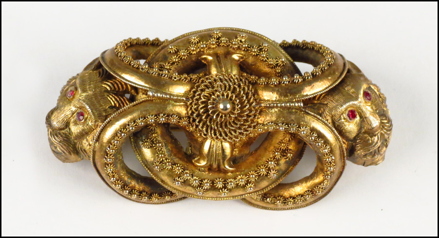 VICTORIAN GOLD FILLED BROOCH. Condition: