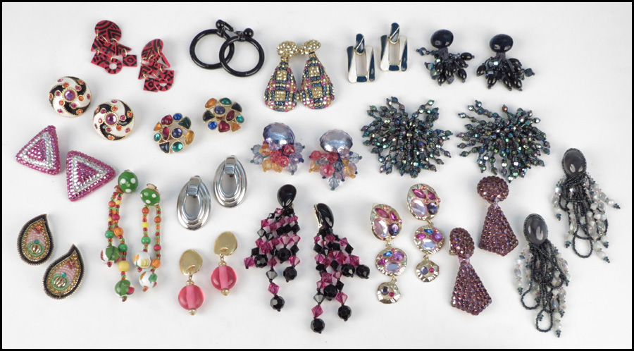 COLLECTION OF EARCLIPS Including 17804e