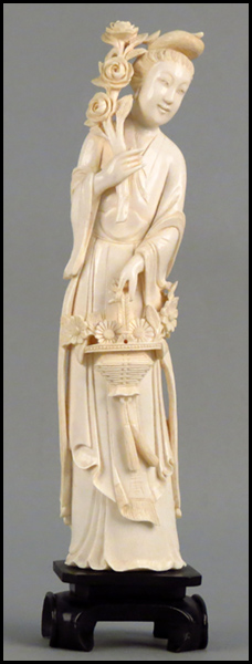 CHINESE CARVED IVORY FIGURE OF 1780b1