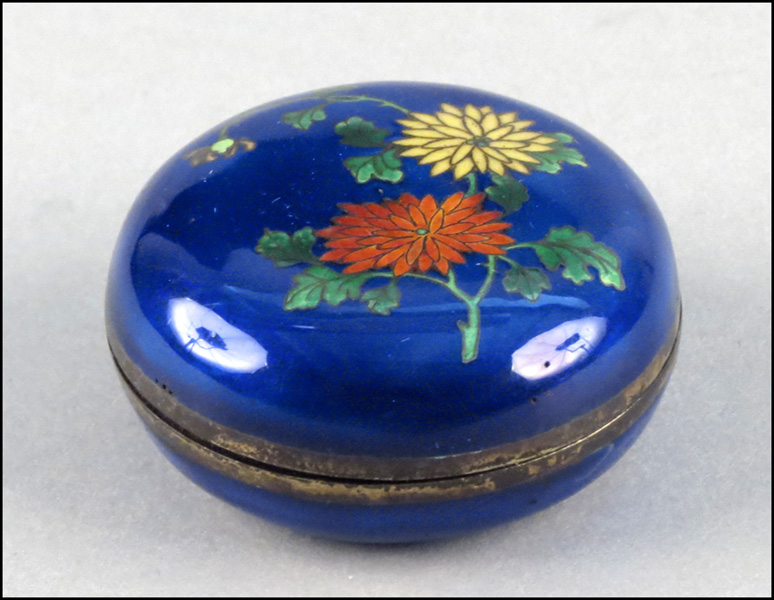 CHINESE ENAMEL BOX Provenance  1780e1