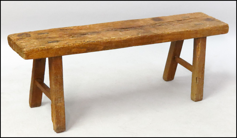 CHINESE WOOD BENCH. H: 20'' W: