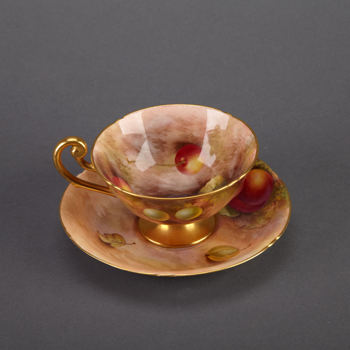 Royal Worcester Fruit Painted Cup 178206