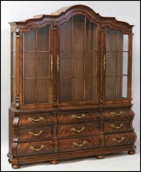 HENREDON WALNUT DUTCH BAROQUE STYLE 1782a8