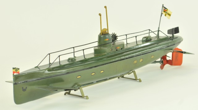 MARKLIN SUBMARINE #5031/57 Germany