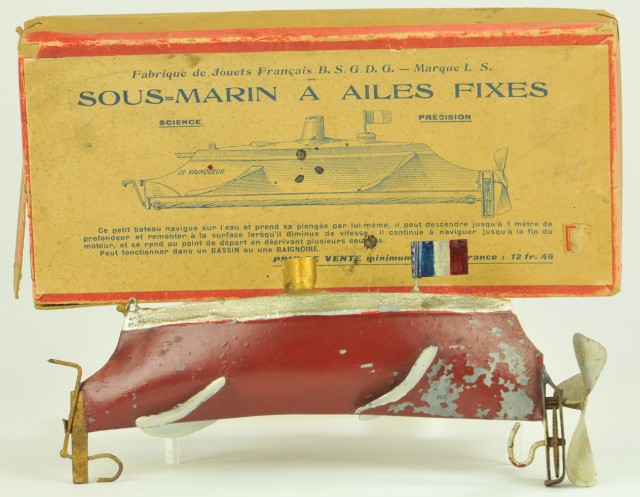 FRENCH BOXED SUBMARINE France c 1900 1785b6