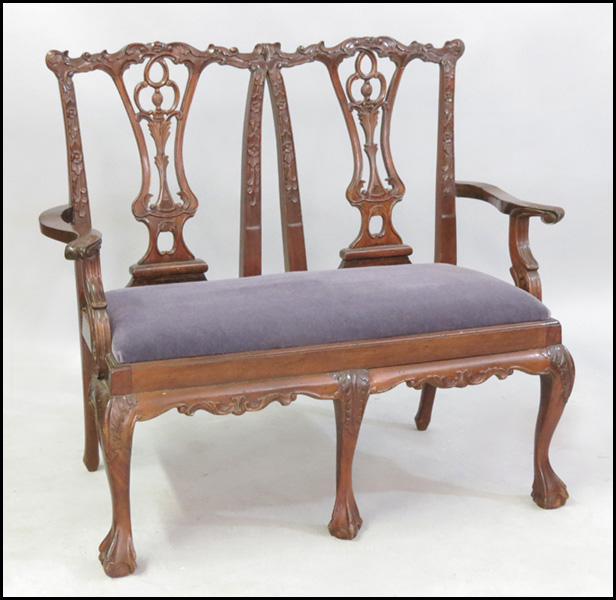 CHIPPENDALE STYLE CARVED MAHOGANY 178630