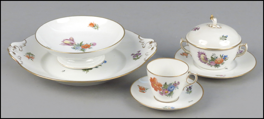 ROYAL COPENHAGEN PORCELAIN PARTIAL 178731