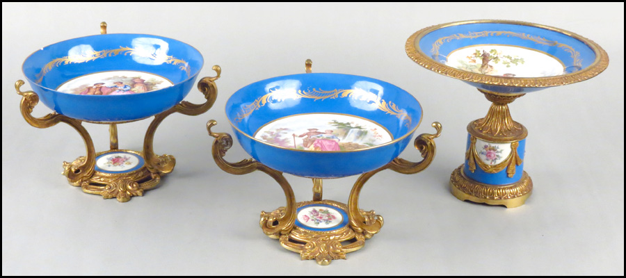 PAIR OF LIMOGES PORCELAIN COMPOTES.