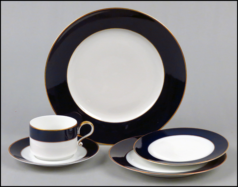 HEINRICH COBALT PORCELAIN DINNER SERVICE.