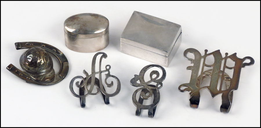 THREE SILVER NAPKIN CLIPS Together 178790