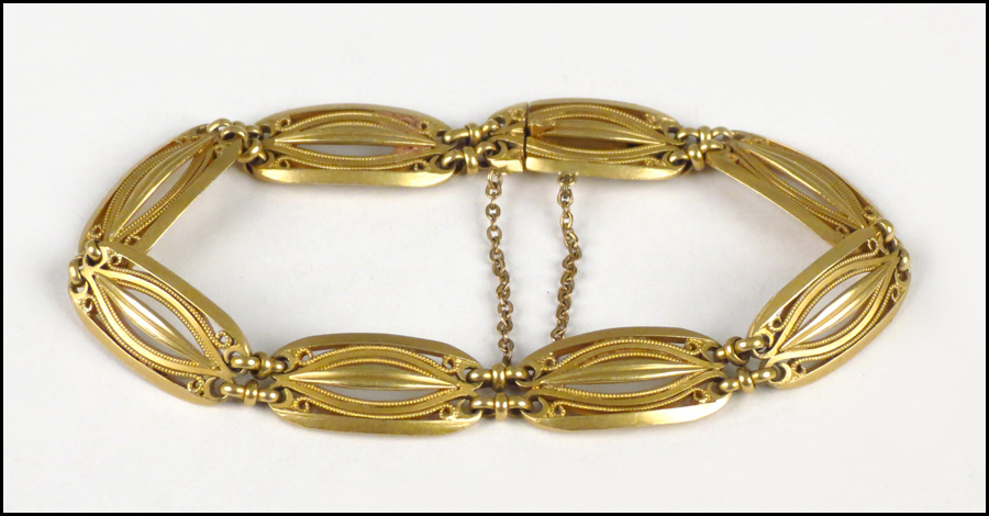 FRENCH GOLD ETRUSCAN STYLE LINK 17888a