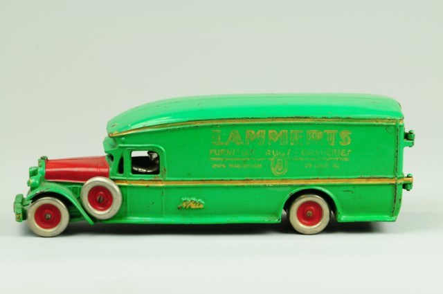 ARCADE WHITE DELIVERY VAN C. 1929