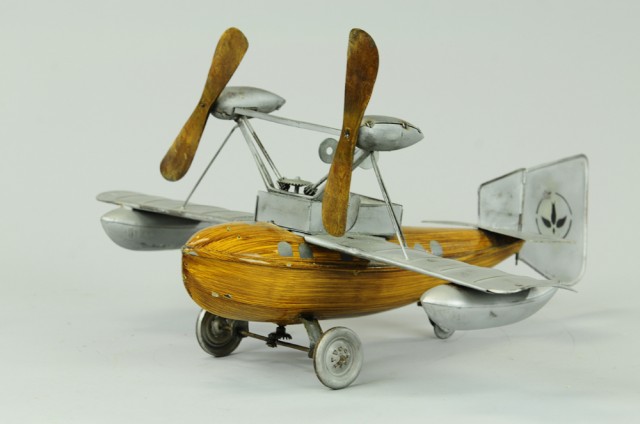 BING AMPHIBIAN AIRPLANE Interesting 178ce4