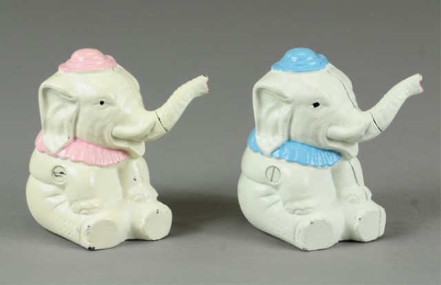 LOT OF TWO CIRCUS ELEPHANTS Varied colors