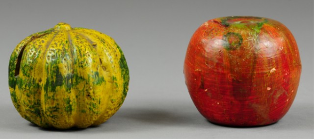 APPLE AND SQUASH POTTERY BANKS 178d37