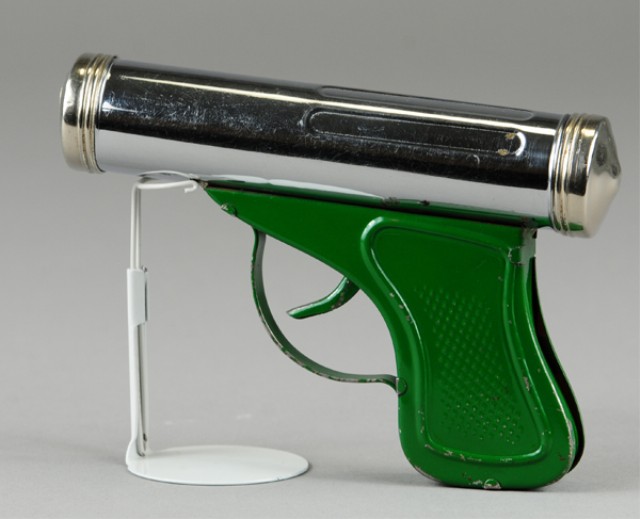 FLASHLIGHT PISTOL Made of tin very 178dc1