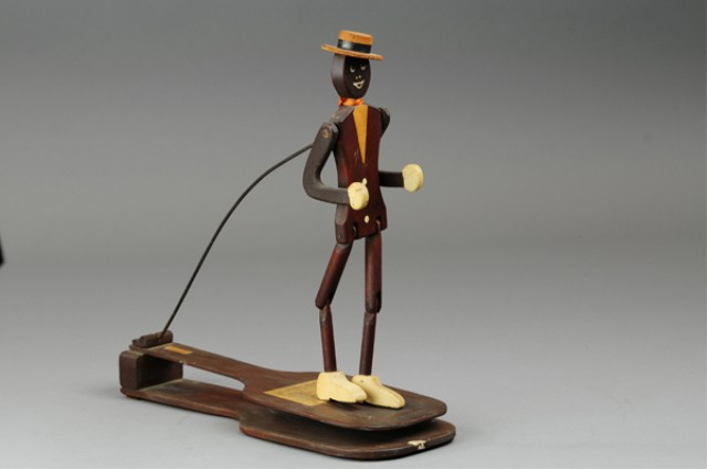 ''DANDY JIGGER'' WOOD TOY Dist.