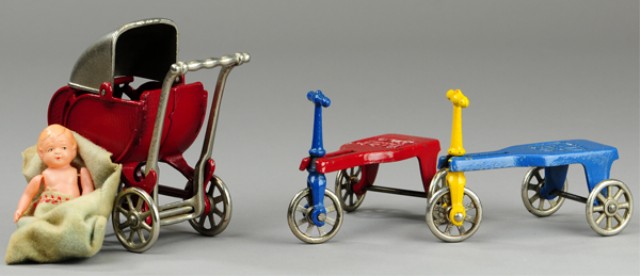 KILGORE BABY CARRIAGE AND TWO KIDS 178ed6