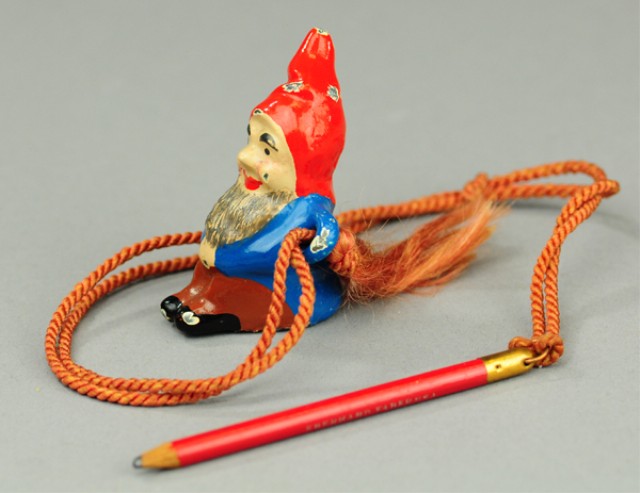 GNOME PENCIL HOLDER PAPER WEIGHT