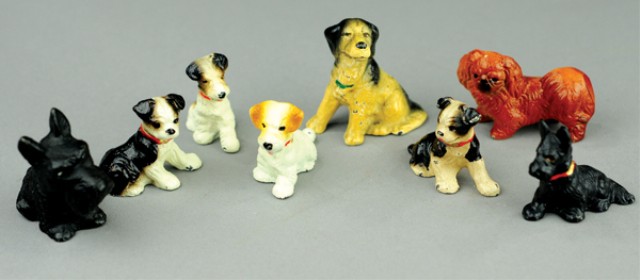 CAST IRON DOG PAPERWEIGHTS Grouping 178f3e