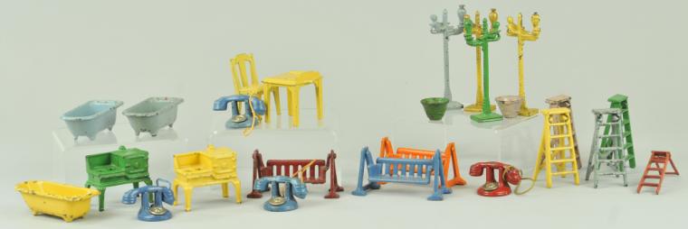 ASSORTED MINIATURE CAST IRON FURNITURE 17a73e