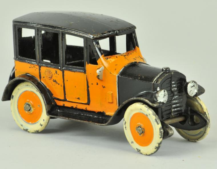 KENTON SEDAN c. 1923 cast iron painted