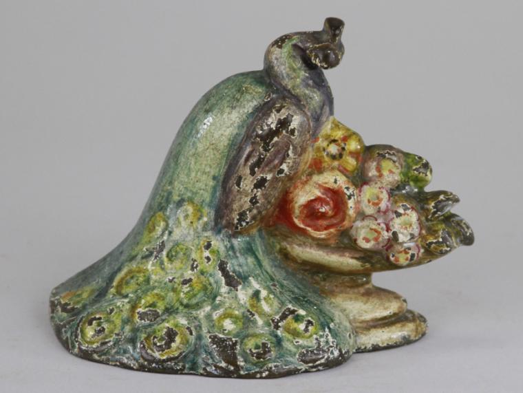 PEACOCK W FLOWERS DOORSTOP Depicts 17a8b1